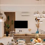 Villa Dal' Mares *