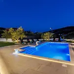 Villa Dal' Mares