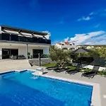 Dal' Mares * Vinišće