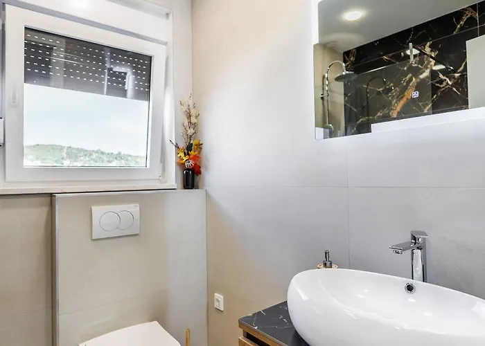 Dal' Mares Vinišće